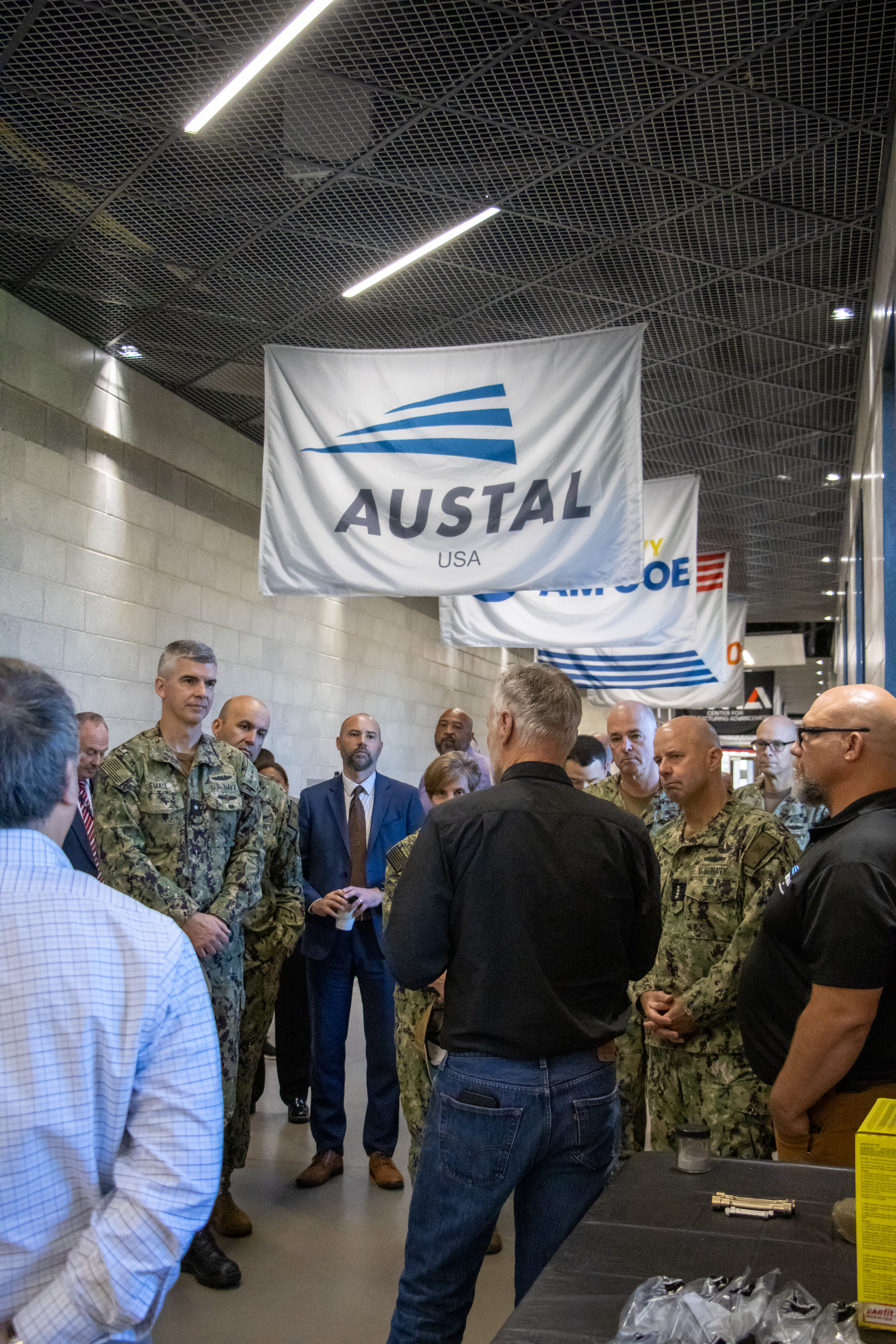 VCNO and other Navy leadership visit Navy AMCoE in Danville, VA